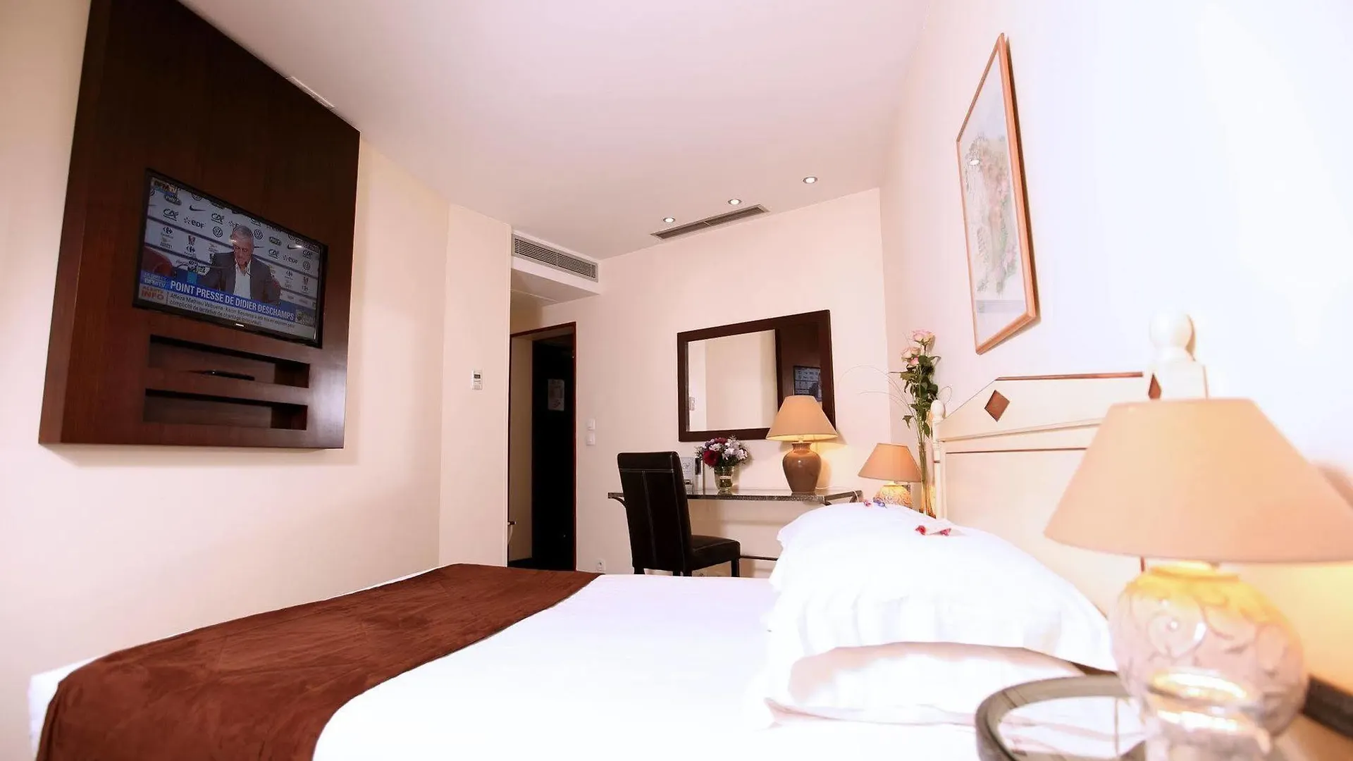 Hotel Waldorf Montparnasse Paris