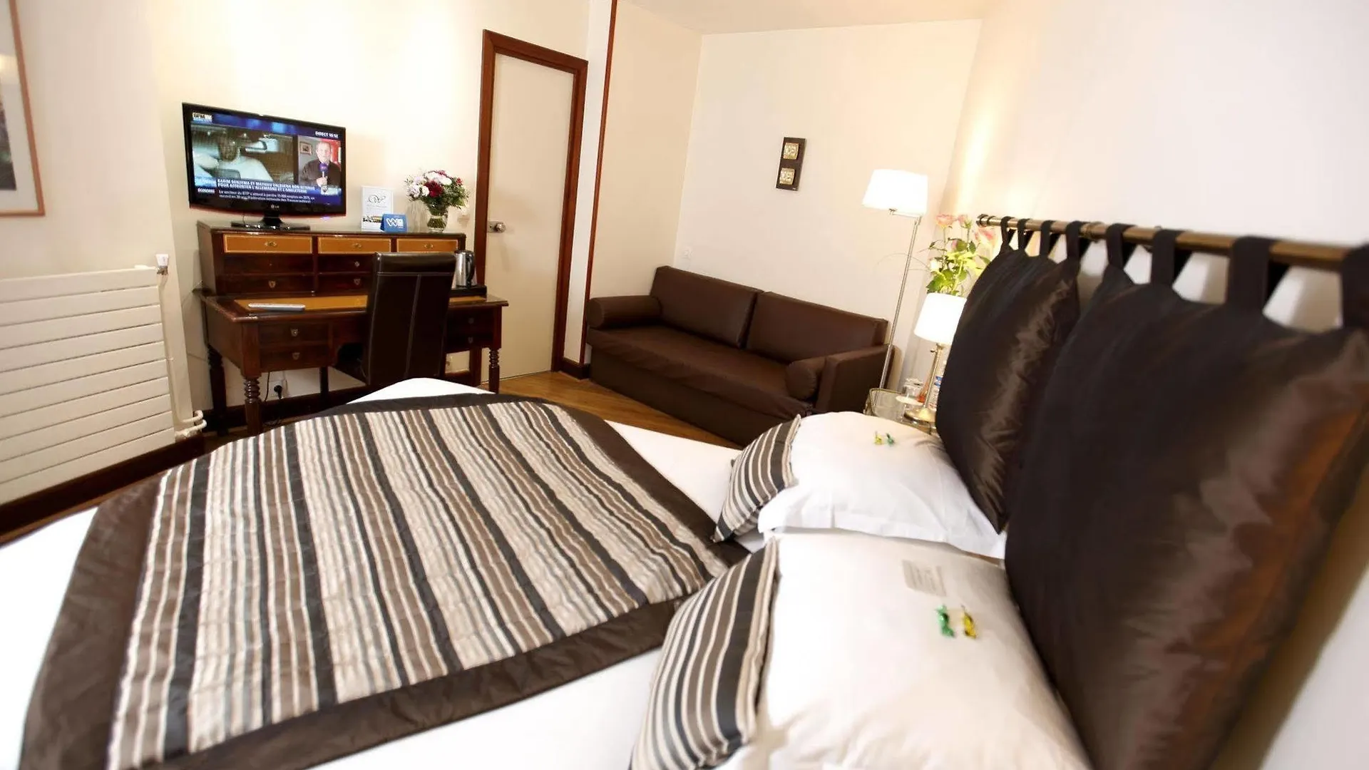 Hotel Waldorf Montparnasse Paris