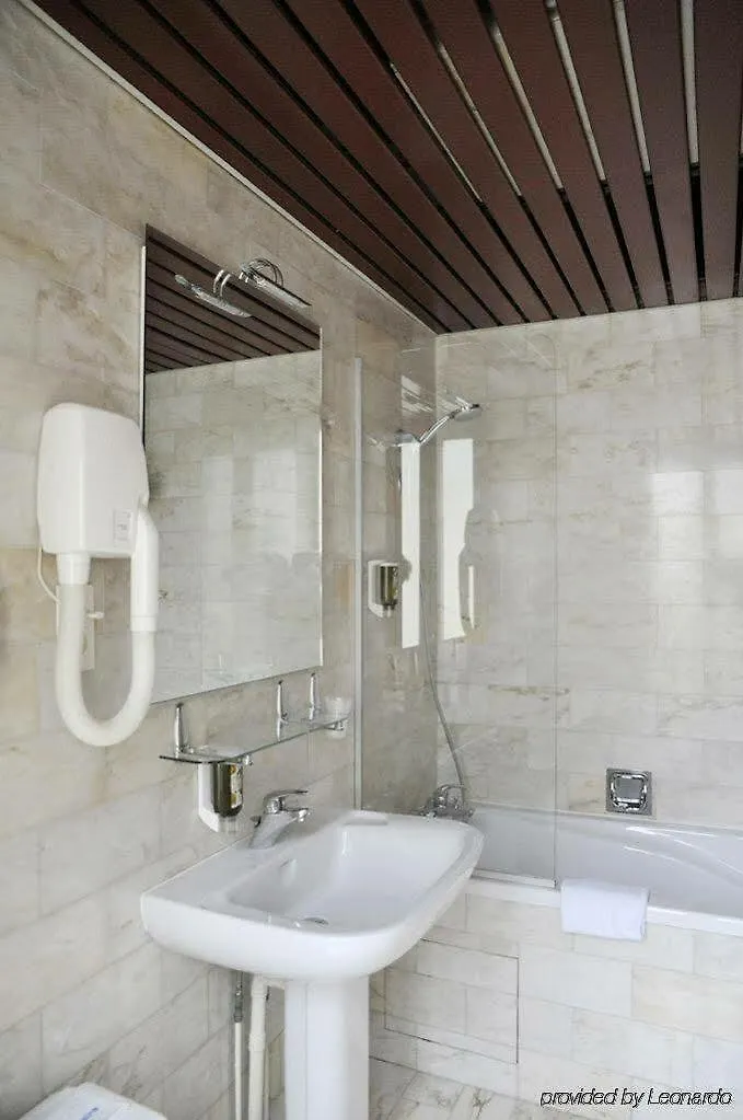 Waldorf Montparnasse 3* Paris