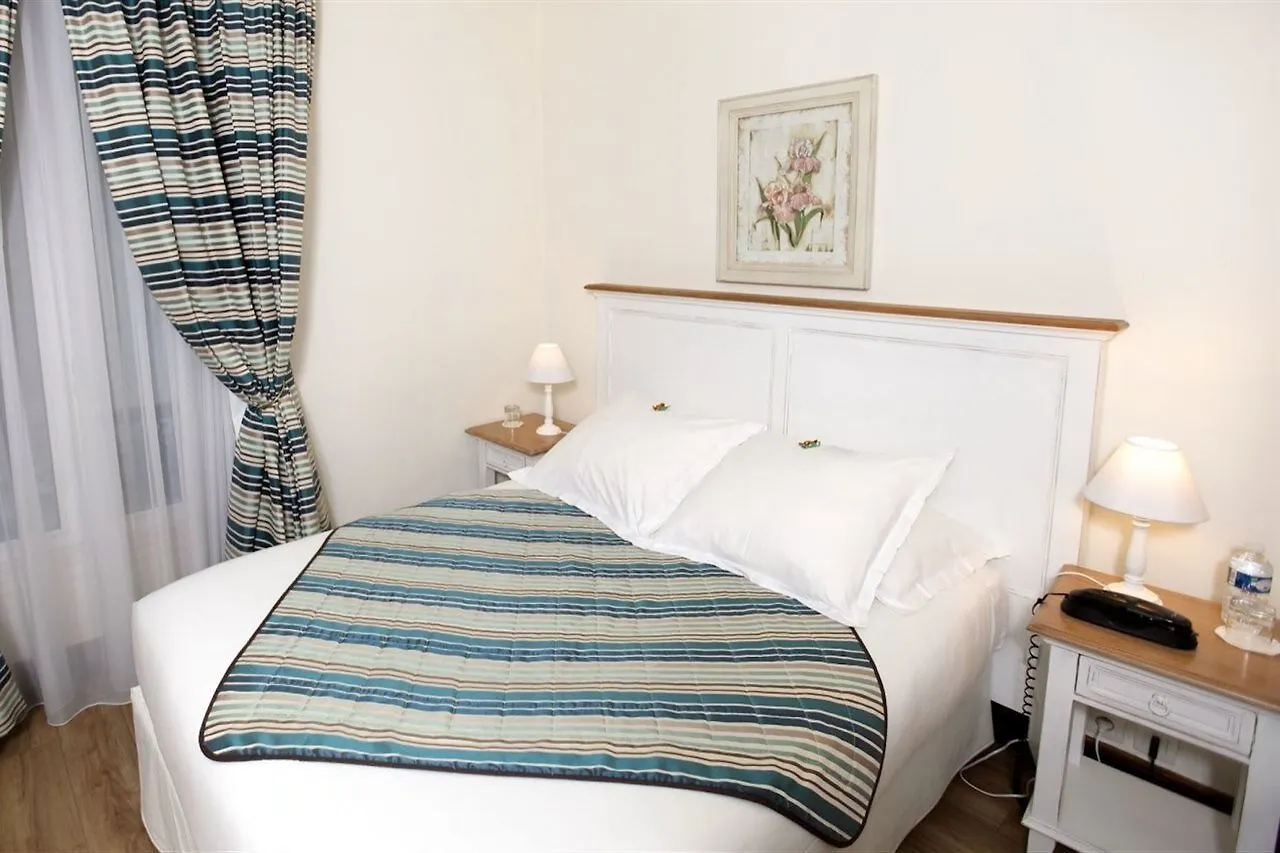 Waldorf Montparnasse 3*