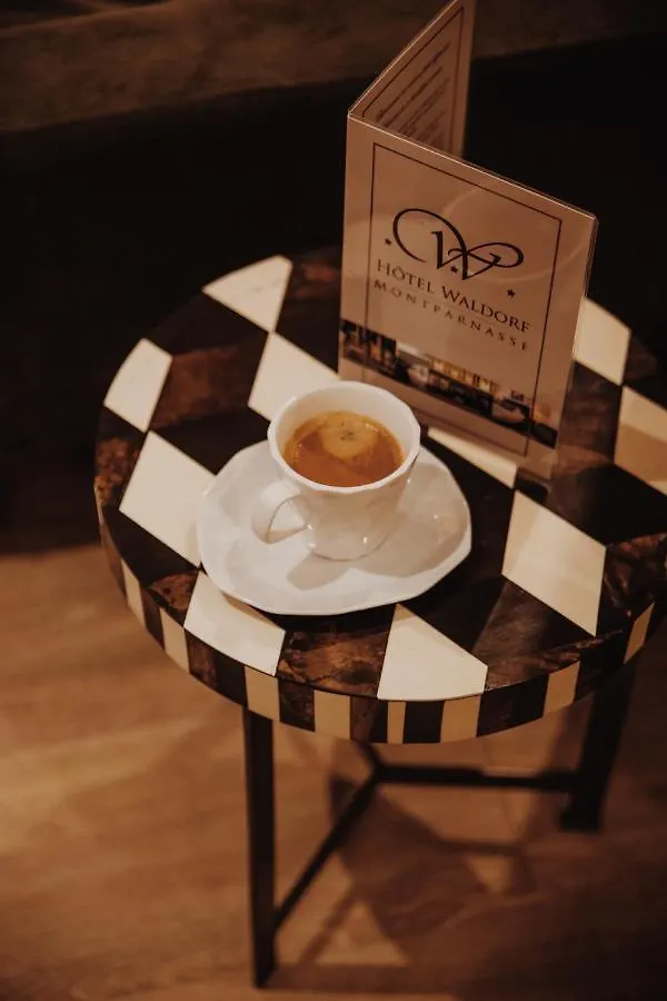 Waldorf Montparnasse Hotel 3*